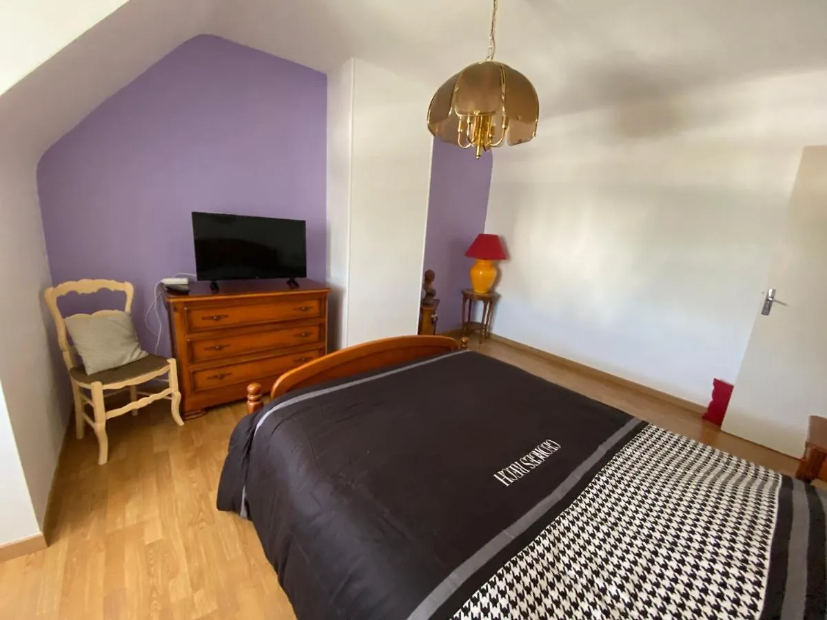 Tella Villa Ploemeur 0*,  France