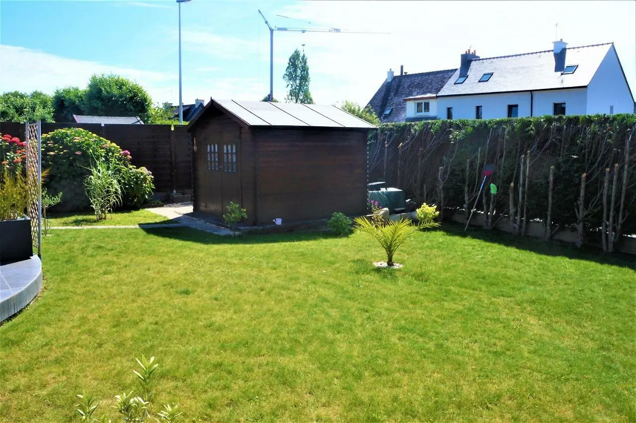 Tella Villa Ploemeur
